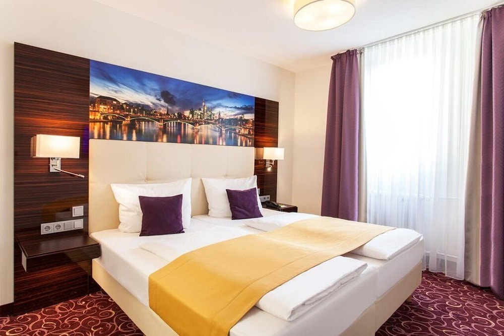 The Domicil Hotel 20