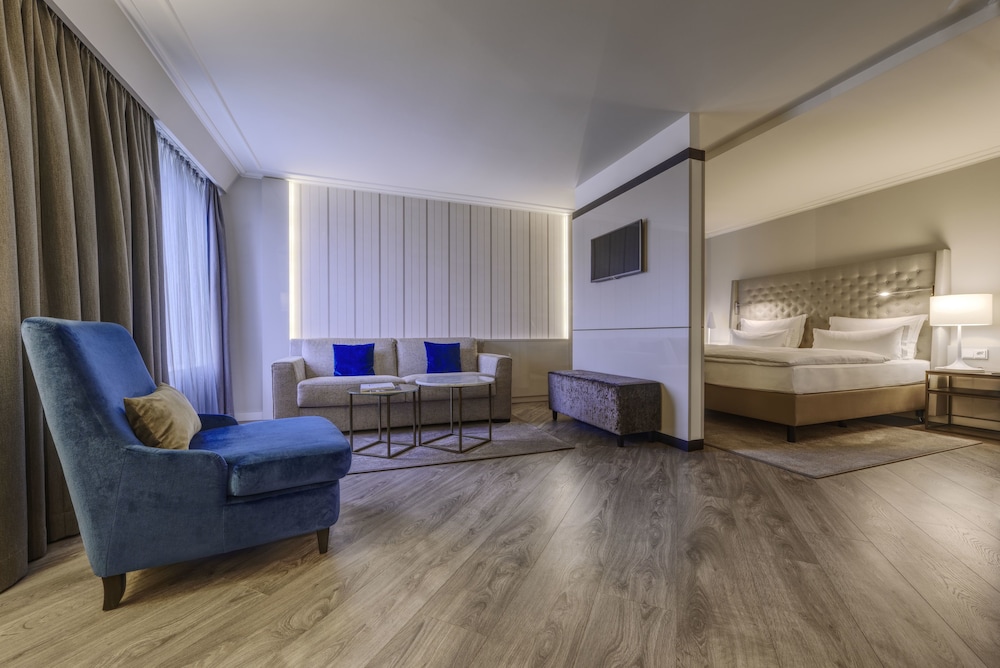 Clayton Hotel Düsseldorf 4