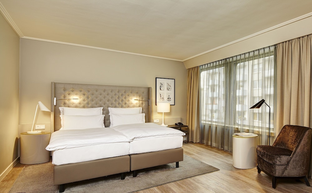 Clayton Hotel Düsseldorf 10