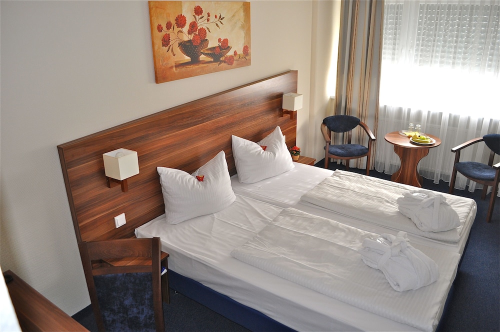 Savoy Hotel Frankfurt 8