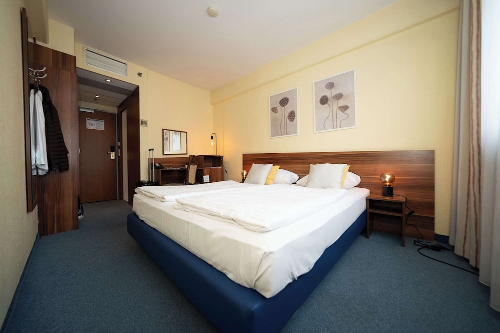 Savoy Hotel Frankfurt 12