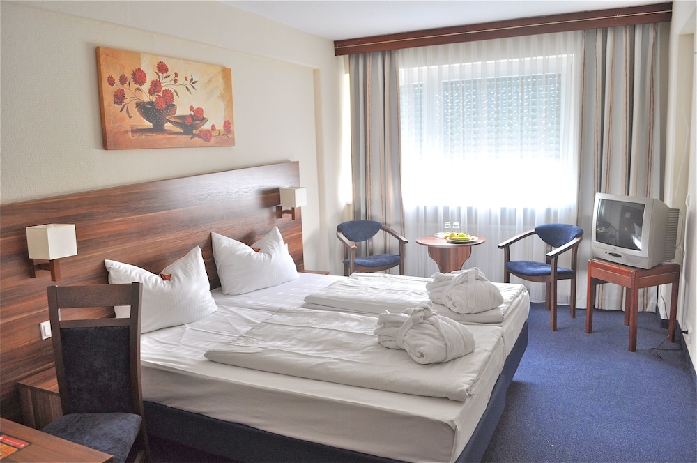 Savoy Hotel Frankfurt 5