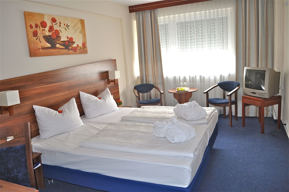 Savoy Hotel Frankfurt 9