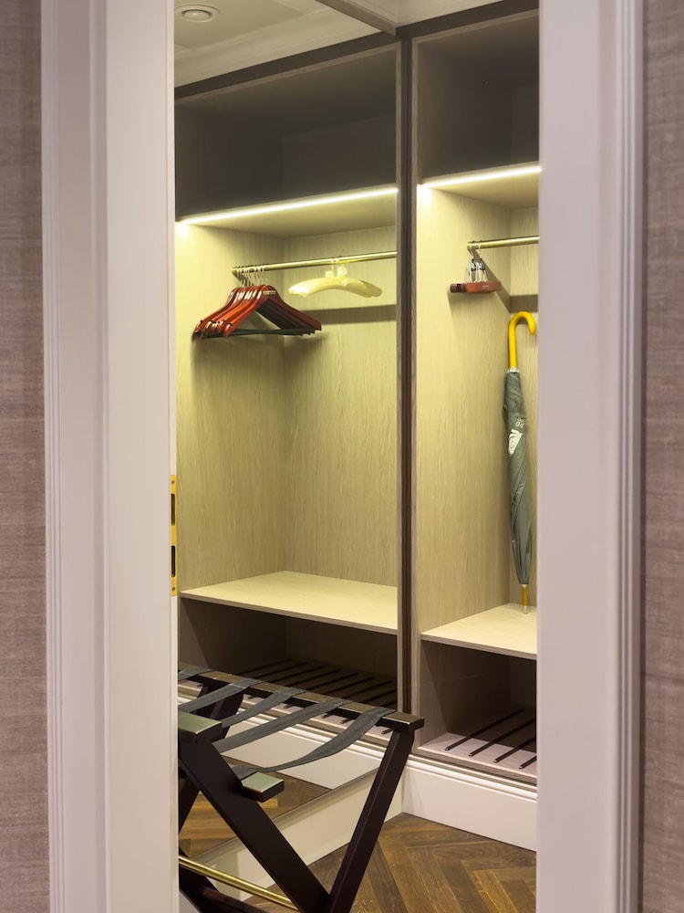 Steigenberger Icon Parkhotel 6