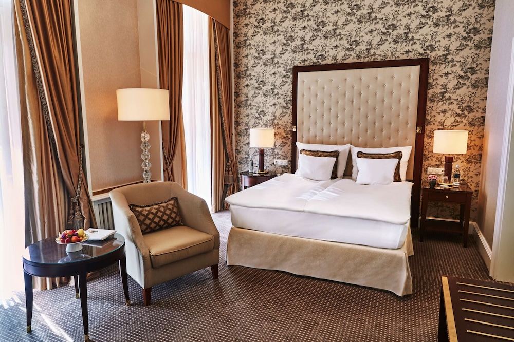 Steigenberger Icon Parkhotel 15