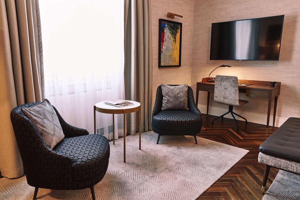 Steigenberger Icon Parkhotel 22