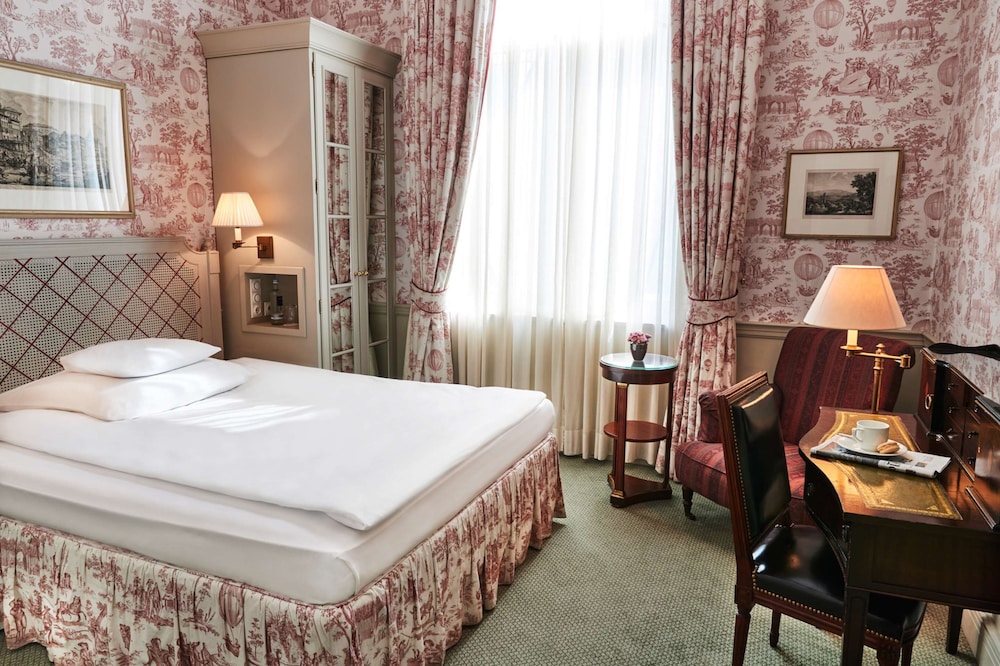Steigenberger Icon Parkhotel 18