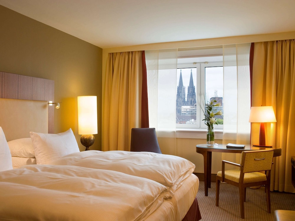 Pullman Cologne 15