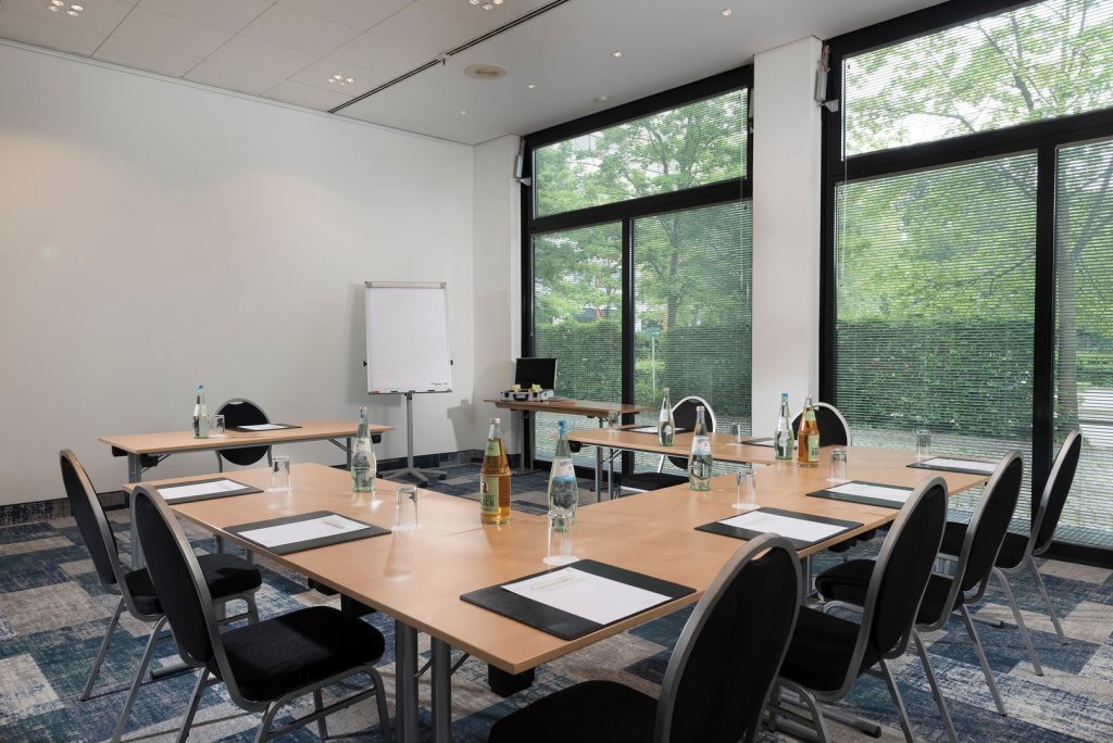 Holiday Inn Berlin - City West 18