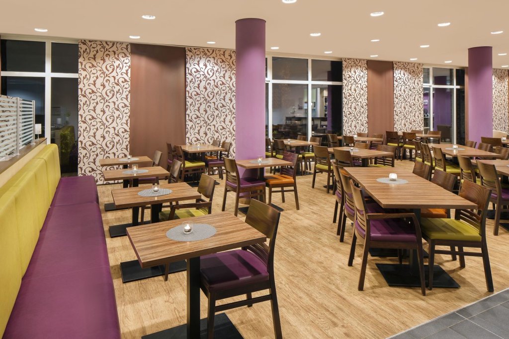 Holiday Inn Express Düsseldorf - City North 11