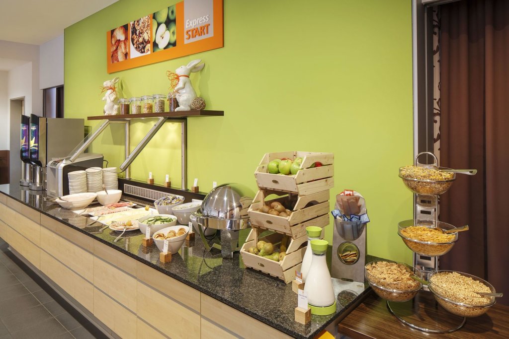 Holiday Inn Express Düsseldorf - City North 16
