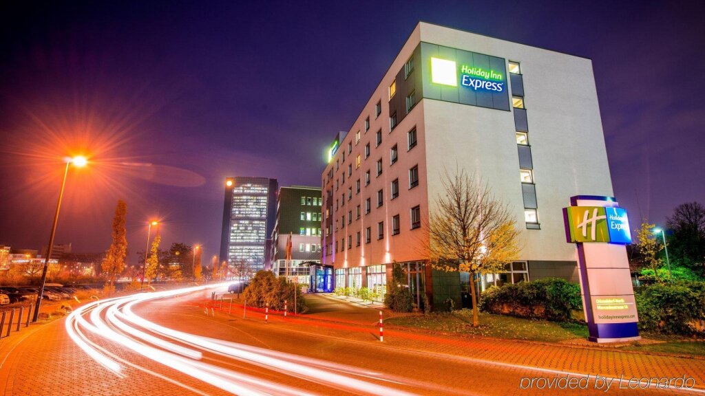 Holiday Inn Express Düsseldorf - City North 7