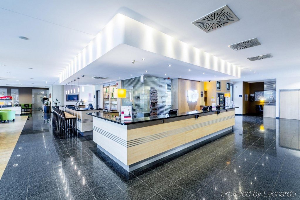 Holiday Inn Express Frankfurt Messe 2