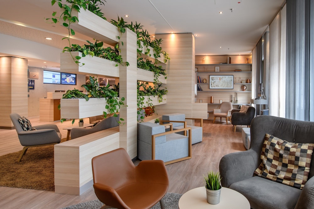 Novotel Frankfurt City 1