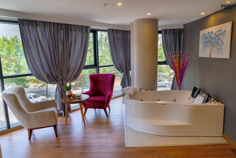 Parla Suite Hotel 10