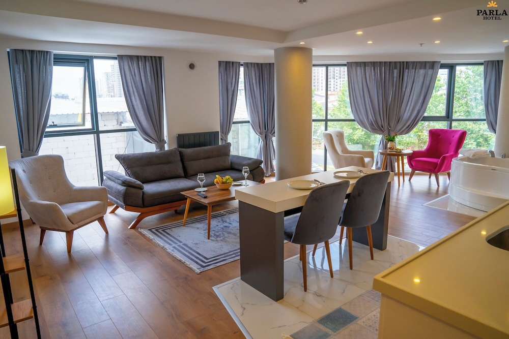 Parla Suite Hotel 17