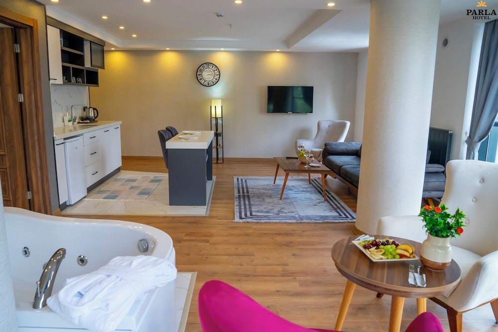 Parla Suite Hotel 21