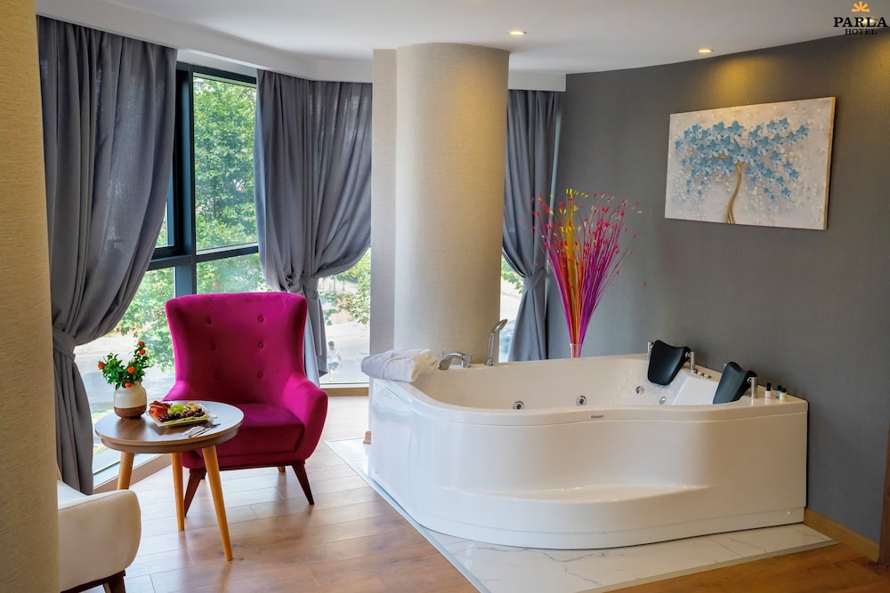 Parla Suite Hotel 12