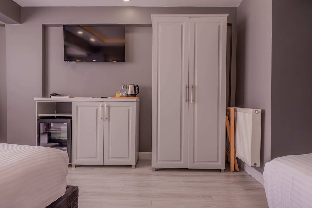 Classio Suite Hotel 13