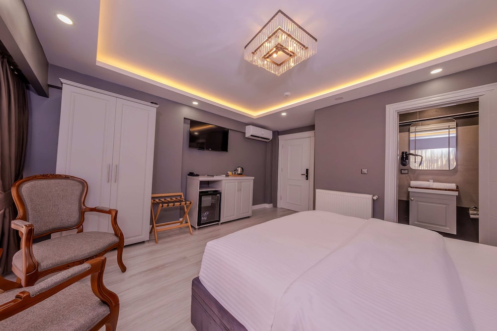Classio Suite Hotel 8