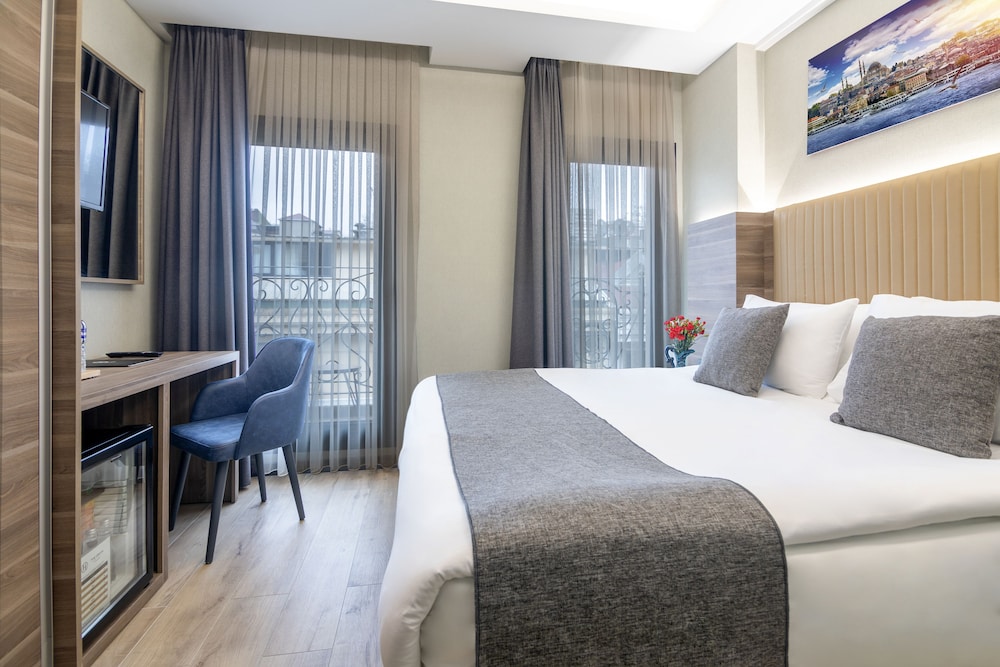 The Omiya Hotel 6