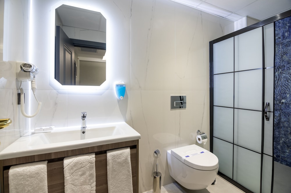 The Omiya Hotel 19
