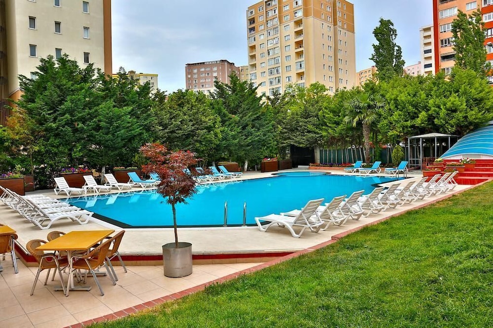 Gardan Hotel 18