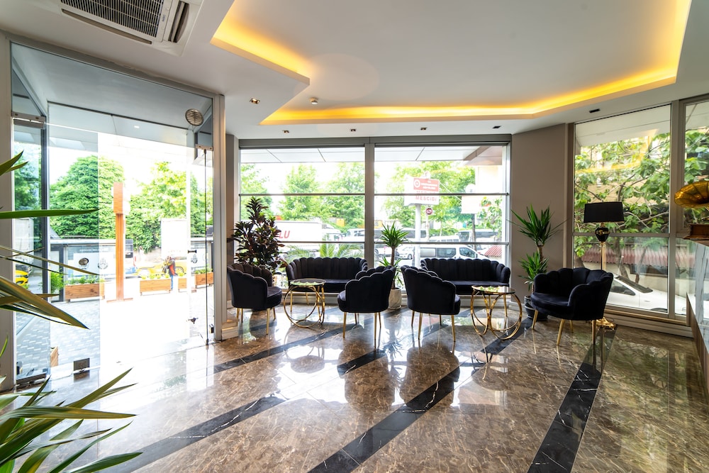 Garden Room Suit Hotel 5