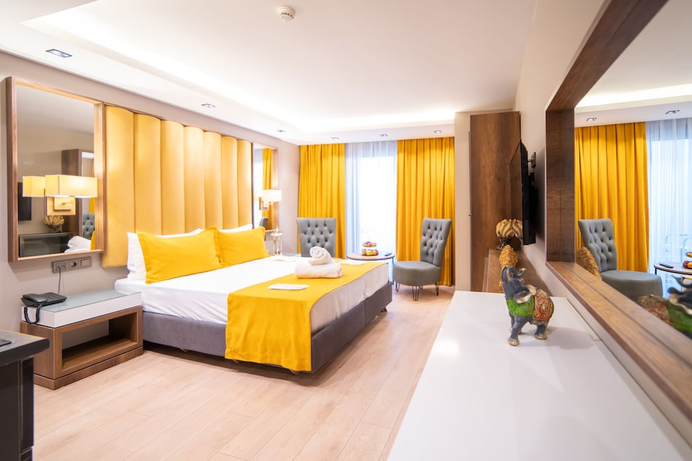 Garden Room Suit Hotel 19
