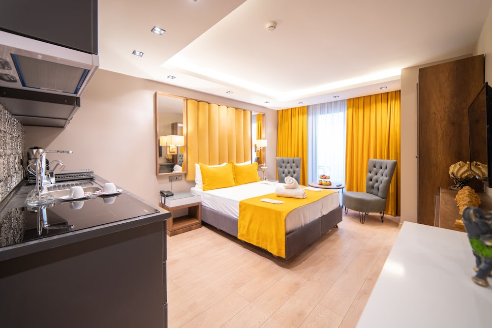 Garden Room Suit Hotel 16