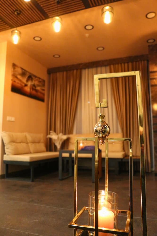 Monezza Hotel Maltepe 2