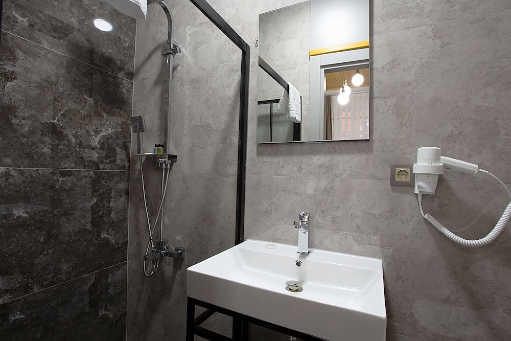 Guldehan Hotel 24