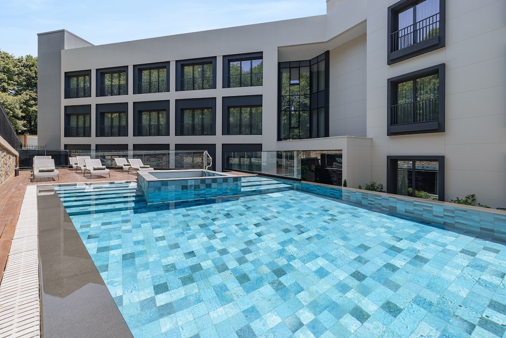 Inventist Hotel Sports Academy 1