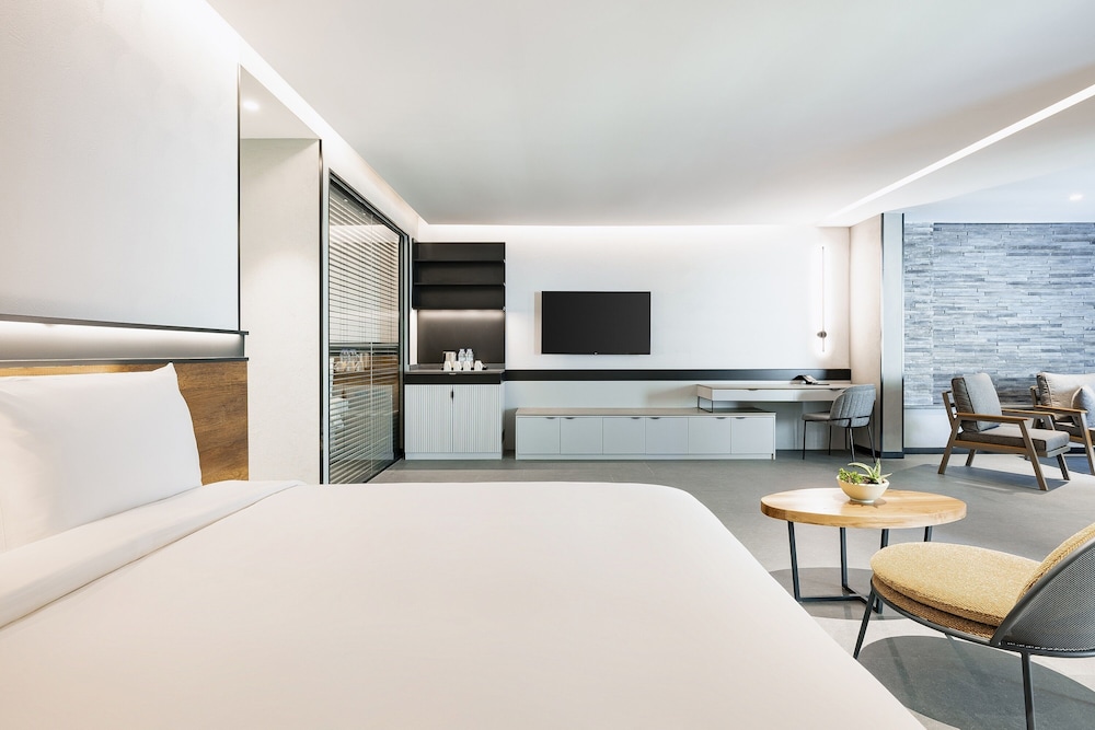 Inventist Hotel Sports Academy 20