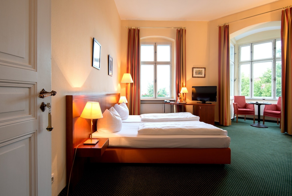 Hotel Am Luisenplatz Potsdam 10