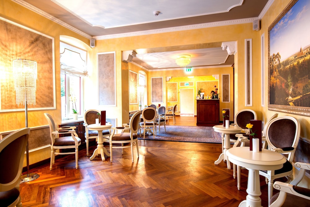 Hotel Am Luisenplatz Potsdam 5