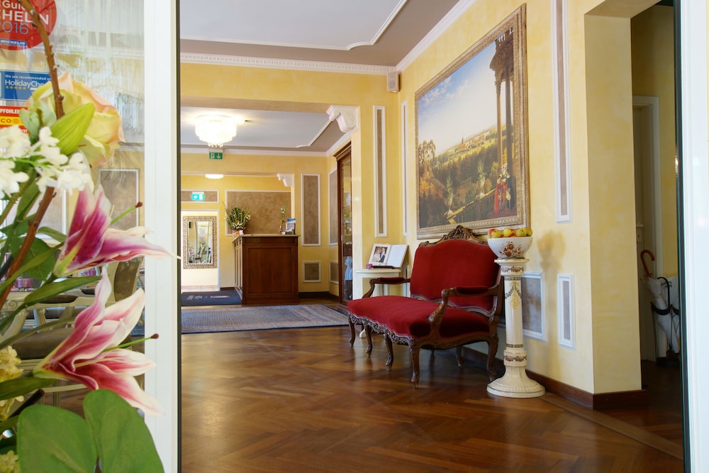 Hotel Am Luisenplatz Potsdam 2