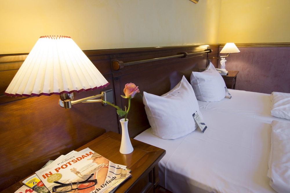 Hotel Am Luisenplatz Potsdam 20