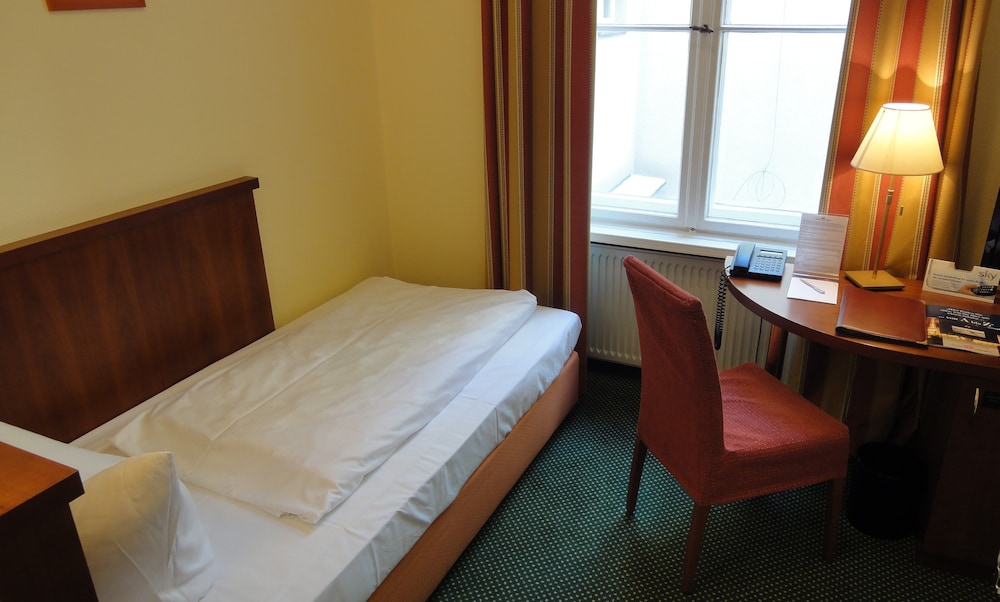 Hotel Am Luisenplatz Potsdam 7