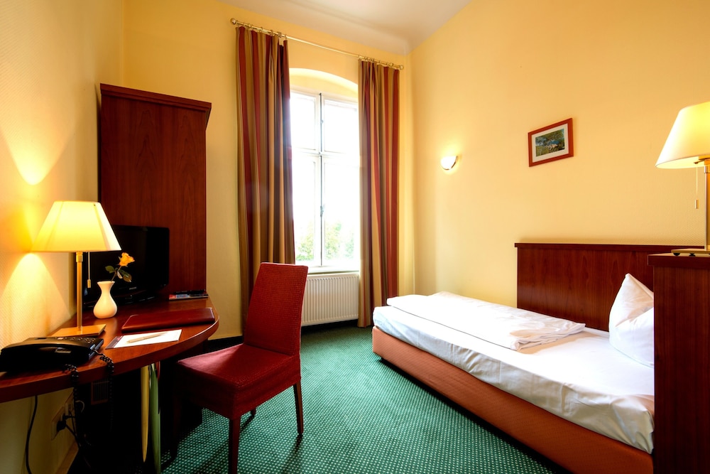 Hotel Am Luisenplatz Potsdam 11