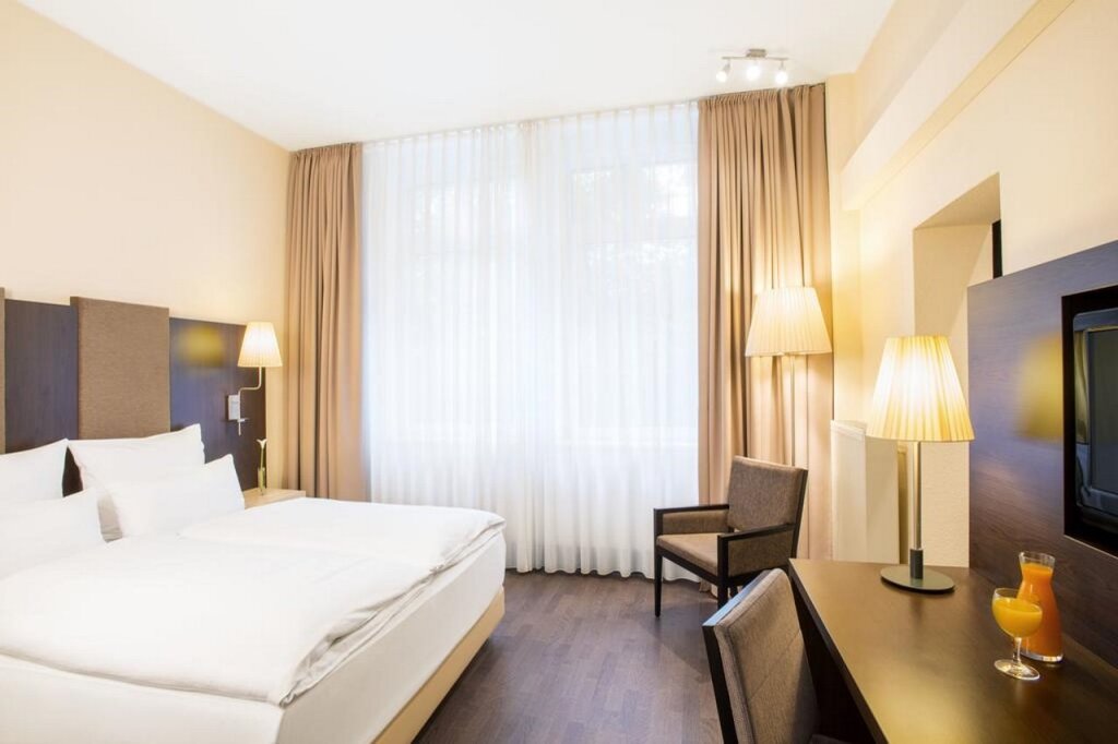 NH Frankfurt Villa 4