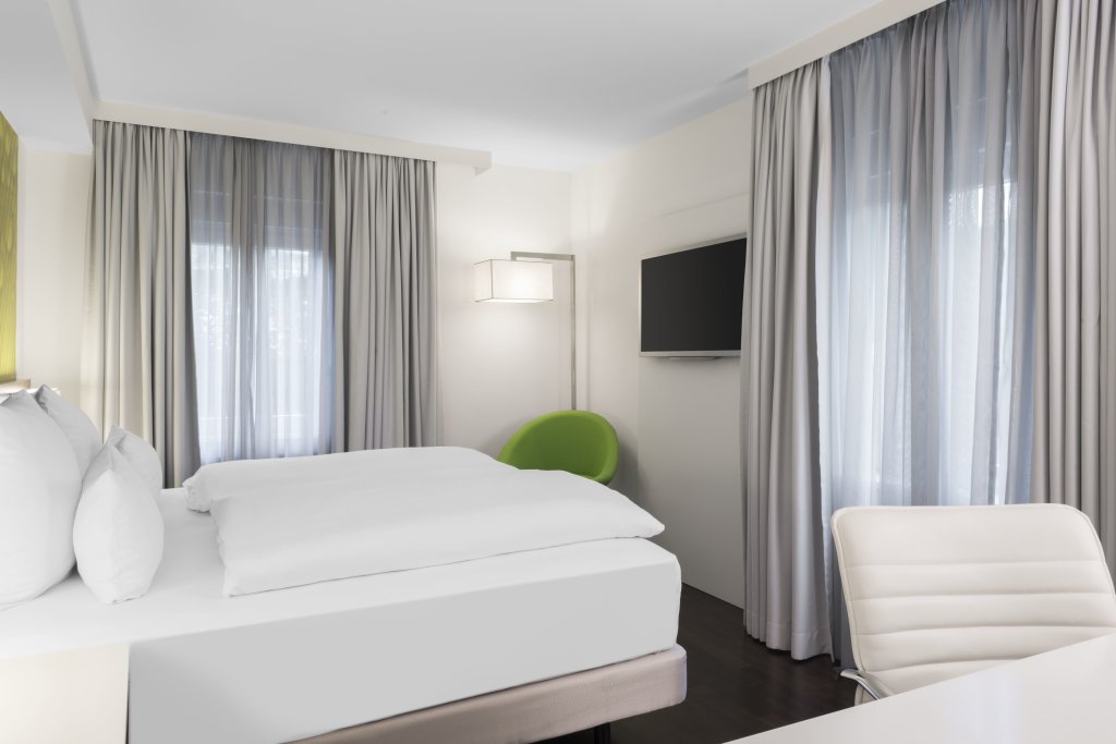 NH Frankfurt Villa 16