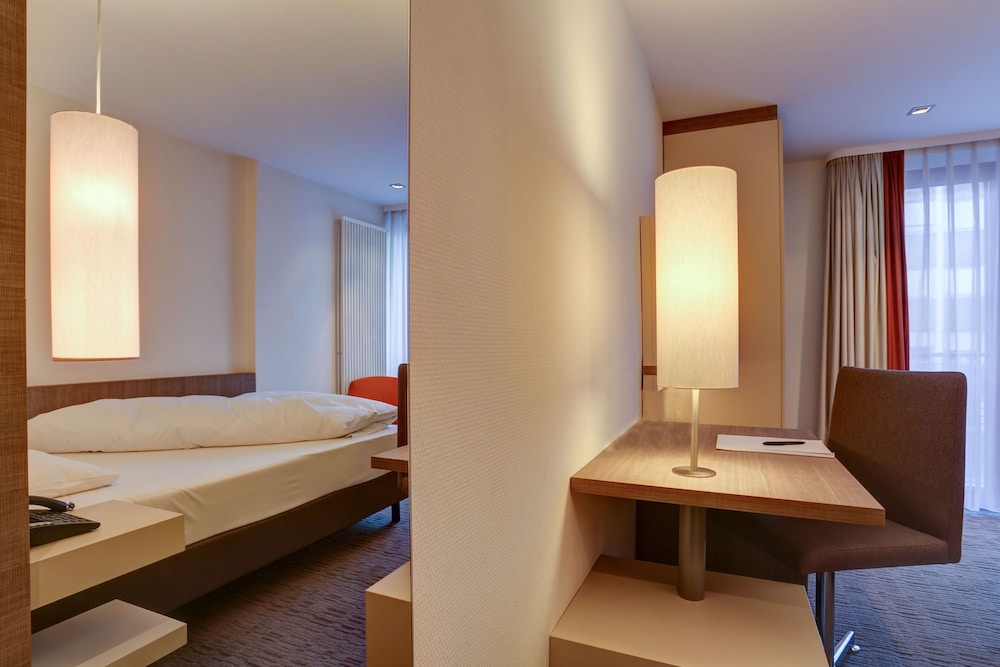 Kommerzhotel 18