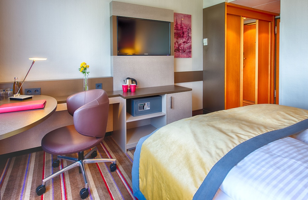 Leonardo Royal Hotel Köln - Am Stadtwald 9