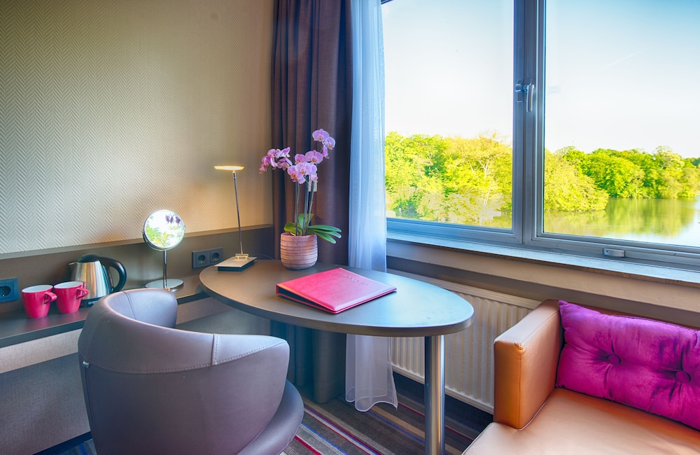Leonardo Royal Hotel Köln - Am Stadtwald 6