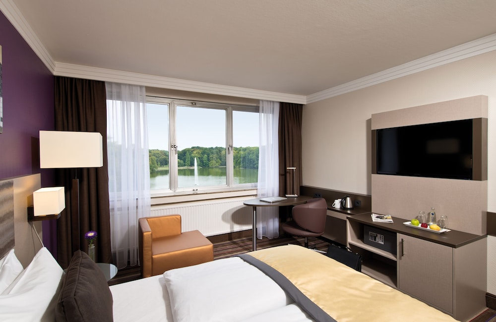 Leonardo Royal Hotel Köln - Am Stadtwald 16