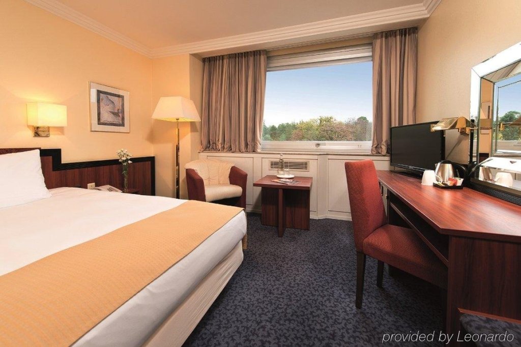 Leonardo Hotel Frankfurt City South 2