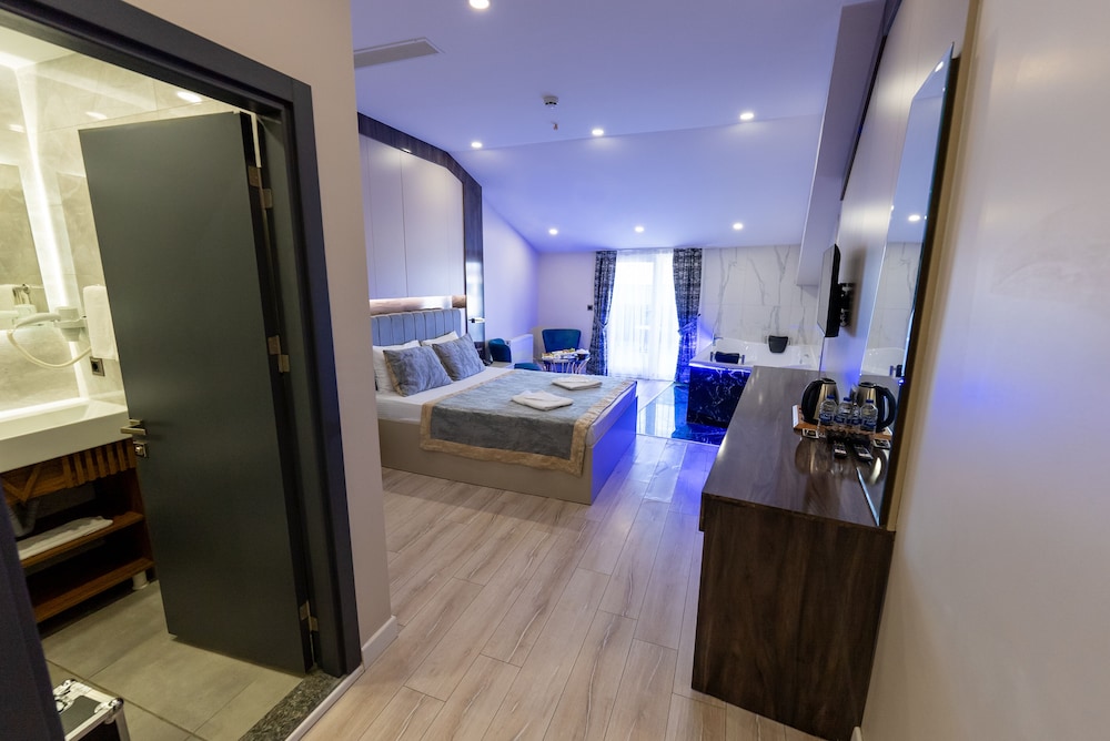 Meros Hotel 18