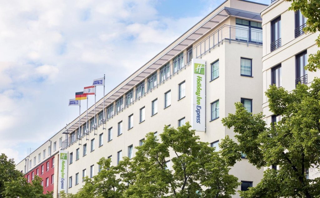 Holiday Inn Express Berlin City Centre 1