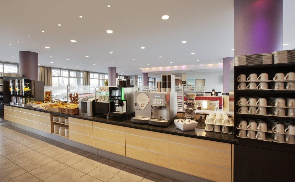 Holiday Inn Express Berlin City Centre 6